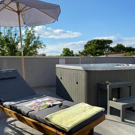 Dalmatia Apartamento *