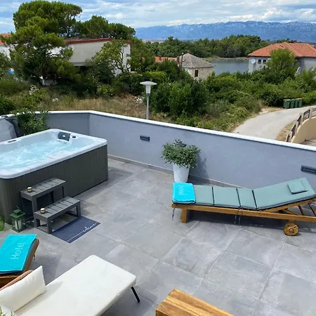 Апартаменты Dalmatia